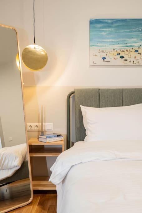 Delightful Sense 2Bd Apt In Kolonaki 7 Min To Metro Athena Bagian luar foto
