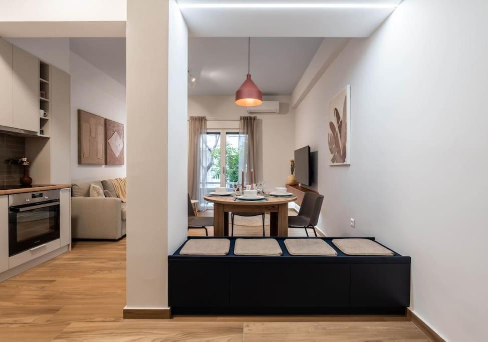 Delightful Sense 2Bd Apt In Kolonaki 7 Min To Metro Athena Bagian luar foto
